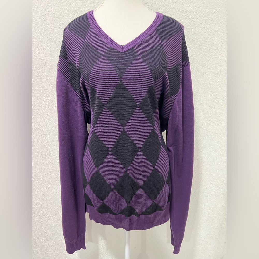 🌼 G BY GUESS Argyle Vneck Sweater EUC